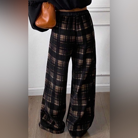 Women's Wide Leg Pants in Black and Brown Plaid - Picture 2 of 6